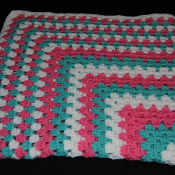 Crochet Pink, Blue, and White Baby Blanket/New - Picture 3 of 4